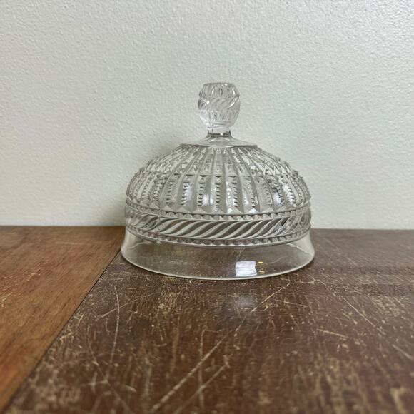 Vintage Antique Glass Crystal Pressed Molded Glass Dome Butter‎ Dish Cover - Picture 1 of 9
